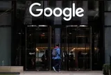 4.800 tỷ USD vs 5.200 tỷ USD: Nhờ AI, Google đang trên đường soán ngôi công ty giá trị nhất thế giới của Nvidia, đến Warren Buffett cũng không thể ngồi yên