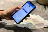 Sau khi chuyển khoản liên tiếp tới 1 tỷ đồng cho con gái đang ở nước ngoài, cụ bà 76 tuổi phải đến trình báo công an