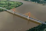 Sau gần một năm khởi công, cây cầu hơn 11.800 tỷ đồng vượt sông Hồng, kết nối Hà Nội đến Hưng Yên có tiến độ ra sao?