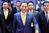 Tỷ phú Phạm Nhật Vượng mời gần 400 người Việt Nam về Vingroup làm, mức lương gần 50 triệu đồng/tháng