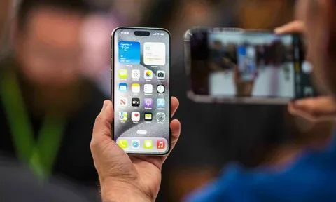 Chiếc iPhone rẻ nhất của Apple lộ diện