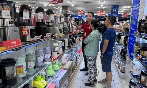 Giải phóng hàng điện máy tồn kho trước Tết