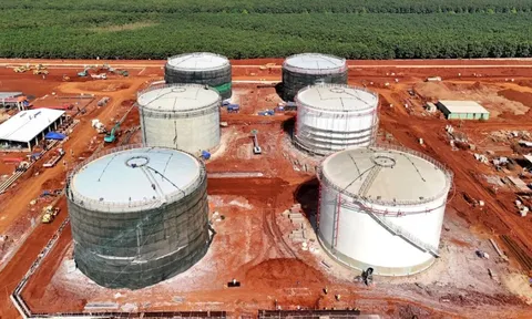 Cận cảnh hệ thống chứa nhiên liệu hơn 2.800 tỷ ở sân bay Long Thành