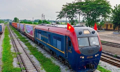 Hải Phòng “cấp tốc” giải phóng mặt bằng để triển khai siêu dự án đường sắt hơn 8,3 tỷ USD sẽ đi qua 23 xã, phường tại thành phố