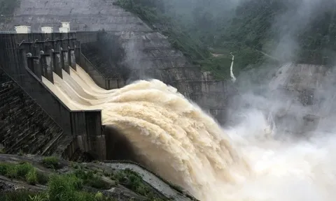 Thấy gì về hệ thống thủy điện Tây Nguyên sau mưa lũ kỷ lục?