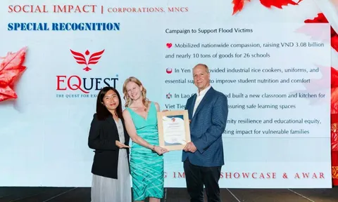 EQuest tiếp tục được AmCham Vietnam vinh danh vì đóng góp bền bỉ cho cộng đồng