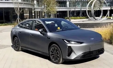 Hãng xe xây nhà máy tại Hưng Yên nhá hàng sedan điện cỡ lớn: Thuần điện đi 650 km 1 lần sạc, giá khởi điểm hơn 500 triệu đồng