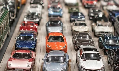 Loạt ô tô giá siêu rẻ, chỉ từ 15 triệu đồng, Mercedes-Benz chào bán hơn 17 triệu đồng