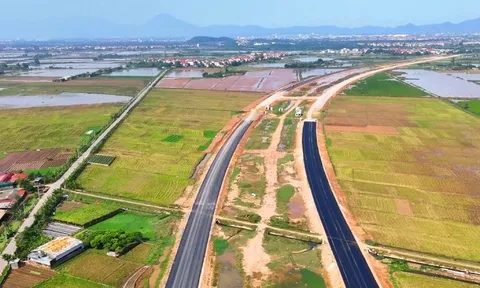 80% vốn đầu tư công cho hạ tầng, chuyên gia nói điểm mất cân đối