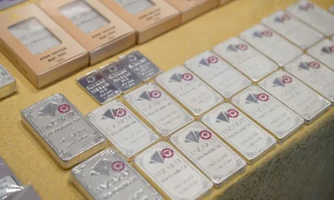 Giá bạc nối dài đà tăng kỷ lục