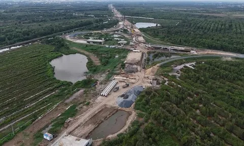 Ráo riết giải ngân vốn đầu tư công: Thuận lợi và thách thức