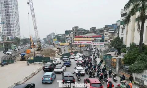 Được yêu cầu dỡ rào trước 25/12, hầm chui Vành đai 2,5 đang thi công ra sao?