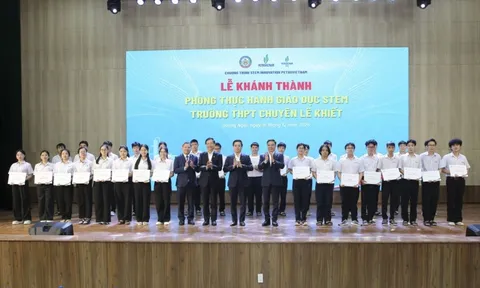 Phòng STEM Quảng Ngãi góp phần nuôi dưỡng tinh thần đổi mới sáng tạo cho học sinh