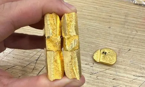 Vàng giả độn vonfram tái xuất, khó phân biệt bằng mắt thường
