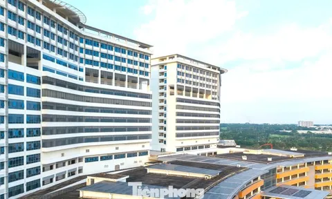 Bệnh viện lớn nhất TPHCM sau 10 năm xây dựng