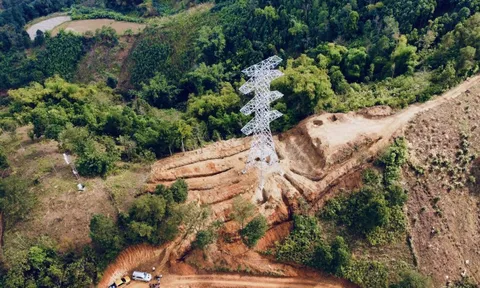 Nỗ lực vượt khó, tăng tốc thi công dự án đường dây 220 kV Than Uyên – Lào Cai