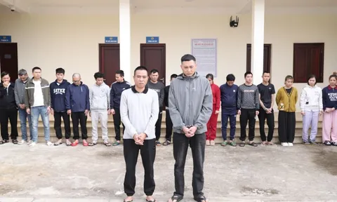 Phá đường dây lừa đảo 120 tỷ đồng xuyên quốc gia, bắt giữ 22 người