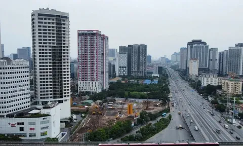 Nhìn lại những thương vụ sang tay, đổi chủ 'đất vàng' năm 2025