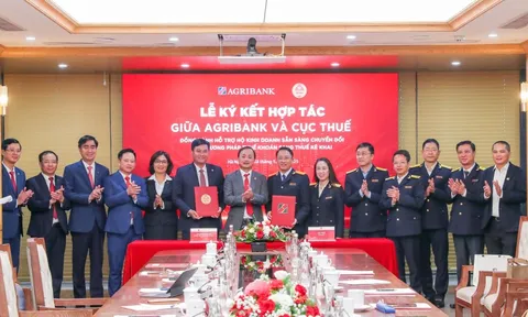 Agribank ‘bắt tay’ ngành Thuế, tăng tốc hỗ trợ hộ kinh doanh chuyển đổi