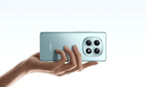 Một nhà bán lẻ 'chơi lớn' tặng gói bảo hành 4 năm cho người mua mẫu điện thoại Xiaomi này