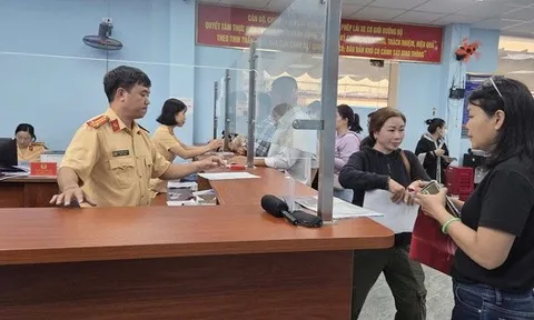 CSGT TPHCM thông tin chính thức về lệ phí đăng ký, cấp biển số xe