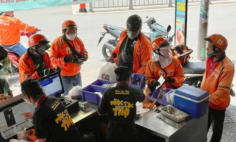 Người Việt chi gần 1.200 tỷ đồng mỗi ngày để mua hàng online