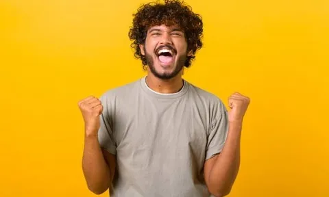 Cập nhật BCTC quý 4/2025 ngày 15/1: Doanh nghiệp đầu tiên báo lãi nghìn tỷ, một doanh nghiệp ô tô lỗ liên tiếp 15 năm