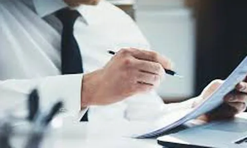 Dự án UBND tỉnh quyết định đầu tư có phải trình HĐND tỉnh thông qua?