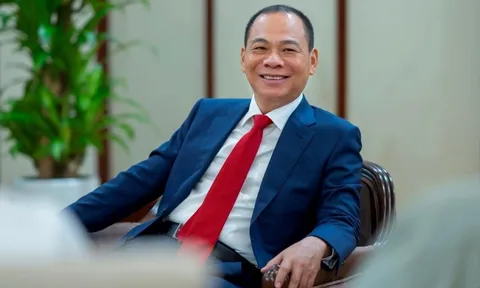 Tỷ phú Phạm Nhật Vượng đào tạo AI miễn phí, trả thêm 8 triệu đồng/tháng cho 500 học viên