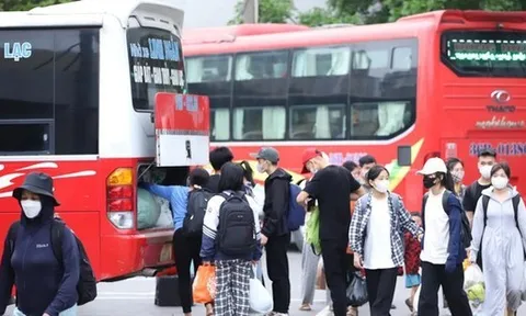 Giá vé xe khách tăng gấp 7 lần, Cục Đường bộ Việt Nam yêu cầu kiểm tra, xử lý vi phạm