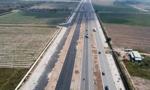 Đồng Nai chỉ đạo "nóng" liên quan tiến độ 2 tuyến đường kết nối với sân bay Long Thành