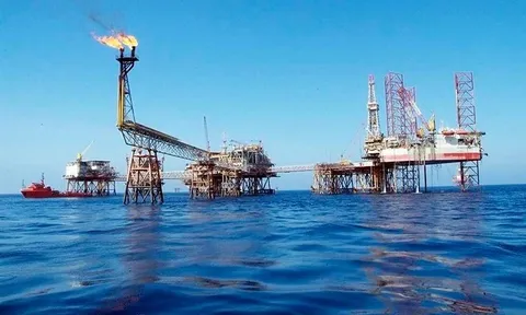 Petrovietnam đề xuất dừng xuất khẩu dầu thô, ưu tiên phục vụ trong nước