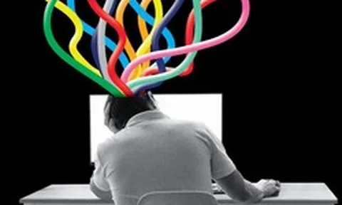 Bị ChatGPT cướp việc làm, nhiều chuyên gia marketing, tiến sĩ phải đi dán nhãn dữ liệu thuê