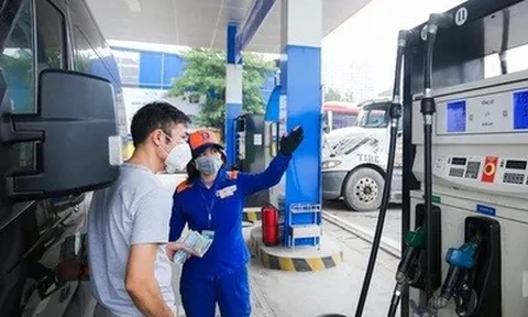 Giá xăng RON95, giá dầu tăng từ 22h ngày 12/3