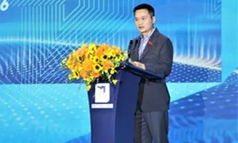 Lời cảnh báo từ Chủ tịch đầu mối xăng dầu lớn nhất Việt Nam: "Nếu không thay đổi, chúng ta sẽ tụt lại ngay trên chính thị trường của mình"