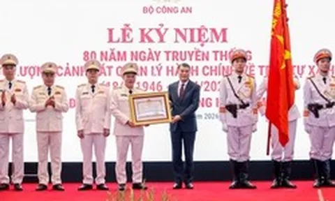 Thủ tướng: Phát triển VNeID thành kênh giao tiếp giữa Nhà nước với người dân