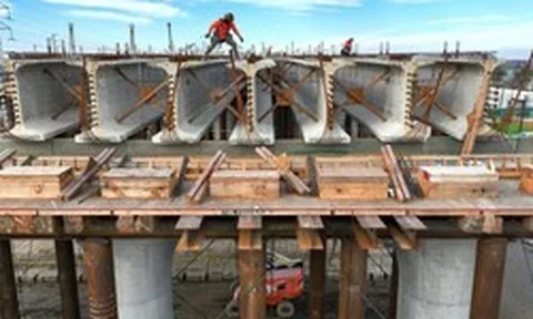 Thà chịu chi phí gấp đôi chứ không chọn Trung Quốc, đường sắt cao tốc 136 tỷ USD mãi không thể về đích, lỡ hẹn 4 lần đã chọn công nghệ gì?