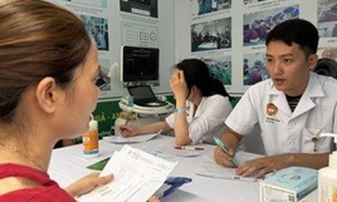 Từ 1-7, Bộ Y tế dừng cấp giấy phép, chứng chỉ hành nghề khám chữa bệnh