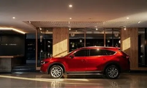 Mazda Việt Nam giới thiệu xe Mazda CX-8 2.5 Luxury giá bán 899 triệu đồng