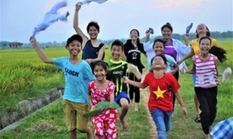 Mỗi địa phương phải có đường dây nóng hoạt động 24/7 bảo vệ trẻ em