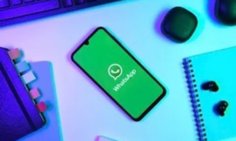 WhatsApp biến phòng chat AI thành khu vực "bất khả xâm phạm", Mark Zuckerberg muốn đọc cũng phải bó tay!