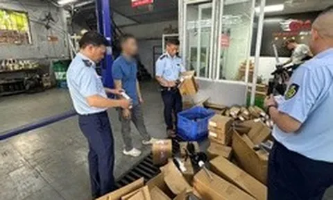 Phát hiện công ty bán hàng trăm phụ tùng ô tô giả nhãn hiệu Peugeot