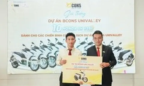 Bcons PS trao thưởng nhân viên kinh doanh 10 xe Honda SH