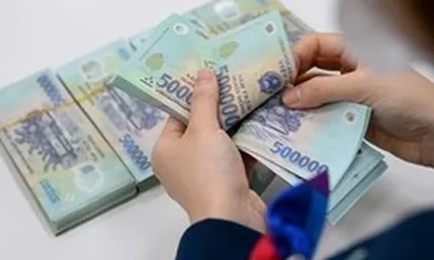 Bảng lương mới đối với cấp bậc quân hàm sĩ quan và cấp hàm cơ yếu trong Quân đội từ 1/7