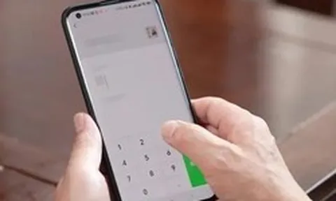 Chuyển khoản thành công 237 triệu đồng từ Vietcombank sang ACB, người đàn ông SN 1985 phải trình báo công an