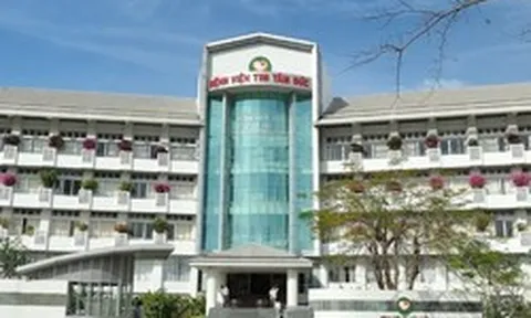 Cổ phiếu bệnh viện chia thưởng 100%, nhà đầu tư lãi gần gấp đôi trong 1 tháng