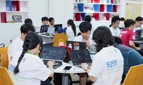 Thanh niên sáng tạo giải pháp số cho đô thị xanh và giao thông