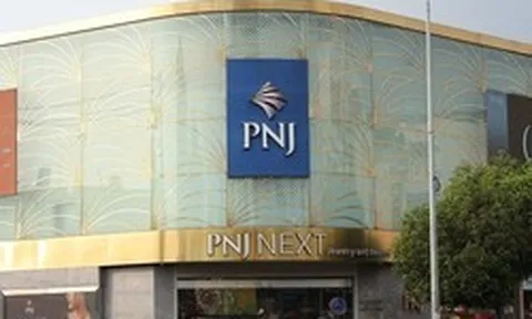 PNJ chính thức rớt khỏi nhóm DN tỷ USD, gia đình Chủ tịch và loạt quỹ ngoại mất hàng trăm tỷ