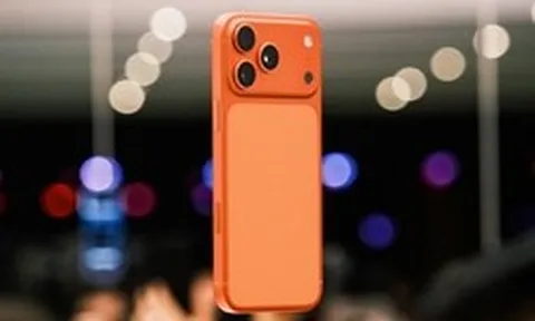 iPhone 17 Pro Max giảm sâu tới 5 triệu đồng, chạm đáy tại Việt Nam