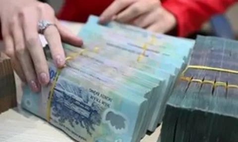 Sau tăng lương 8%, Bộ Nội vụ chuẩn bị cho lộ trình cải cách tiền lương mới